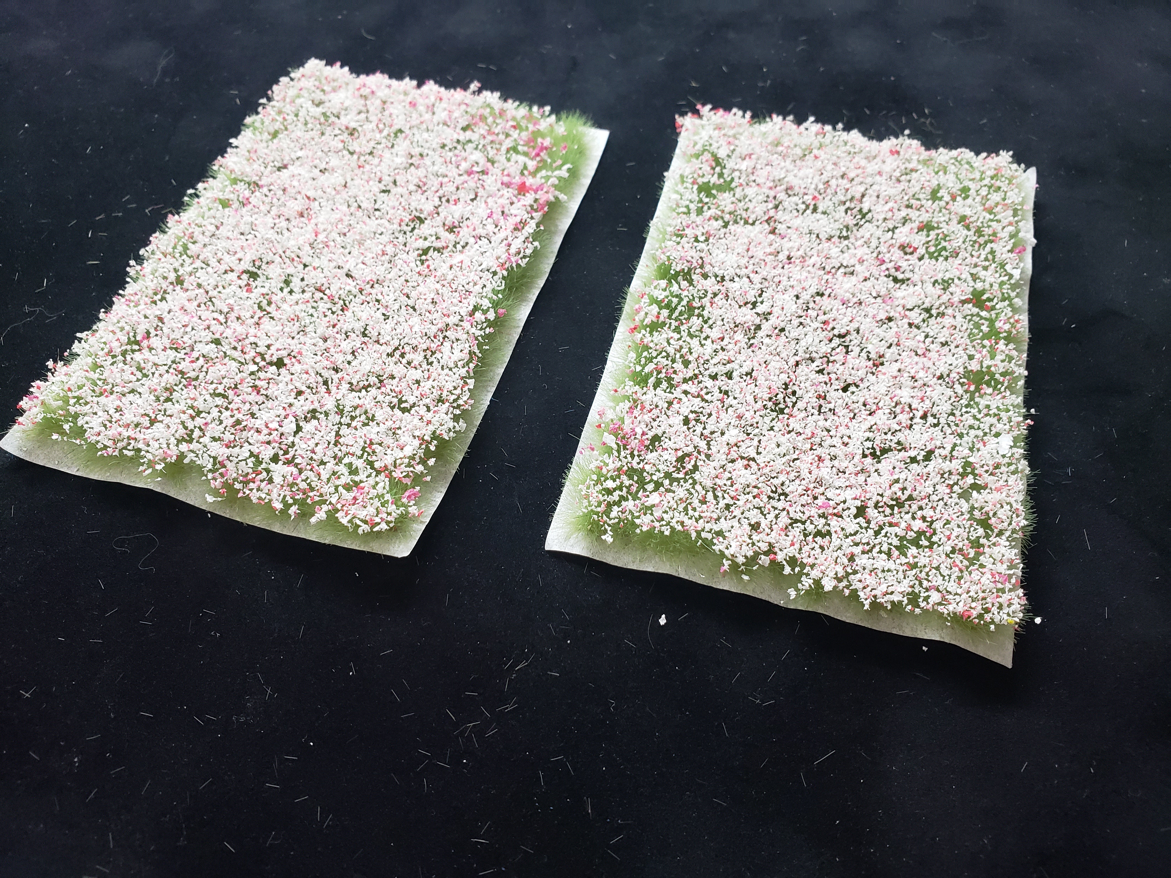 6mm Peel-n-Stick Static Grass Tufts