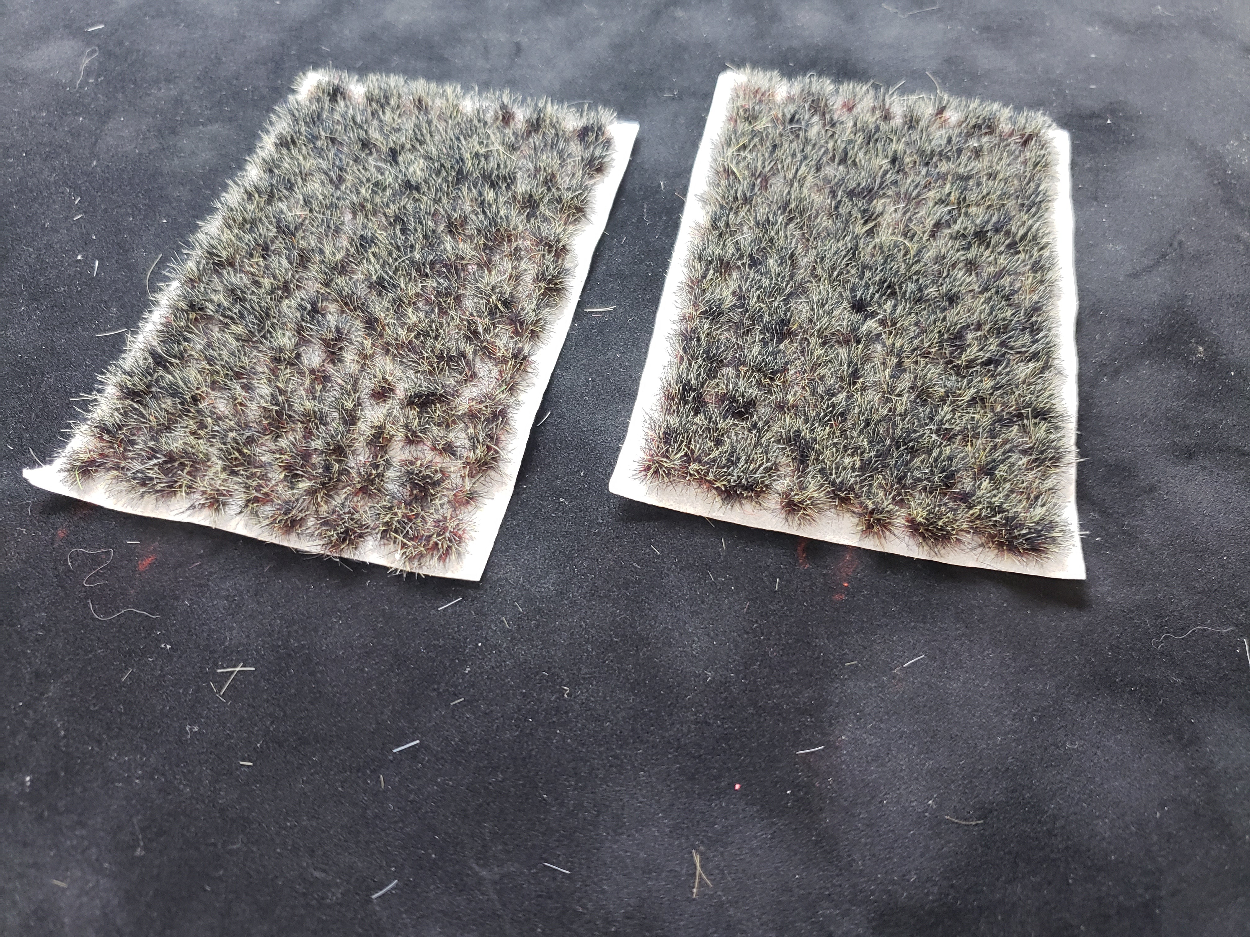 6mm Peel-n-Stick Static Grass Tufts