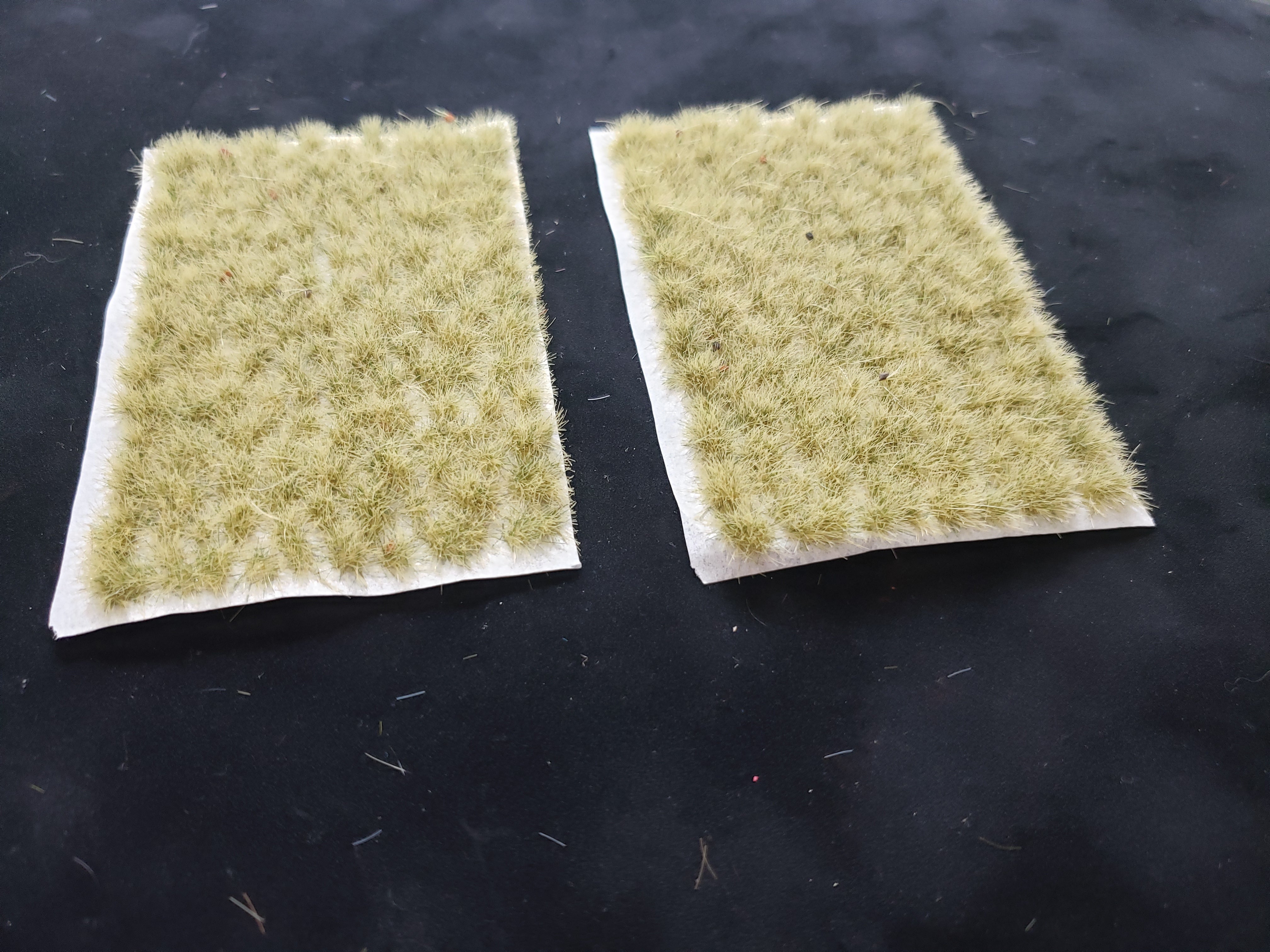 6mm Peel-n-Stick Static Grass Tufts