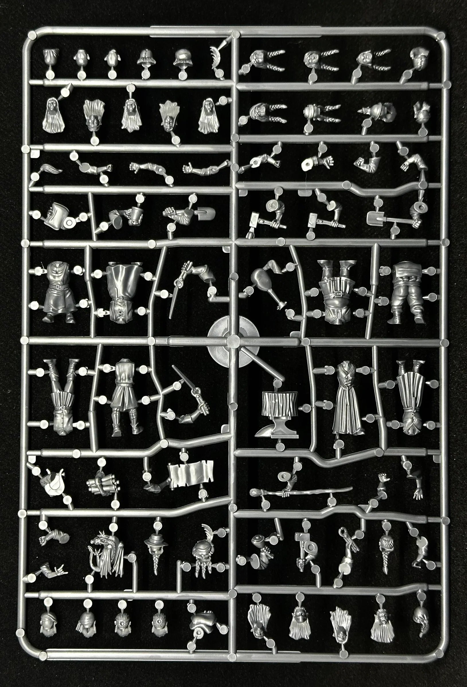 Villagers (2): Elves & Dwarves WAACF015
